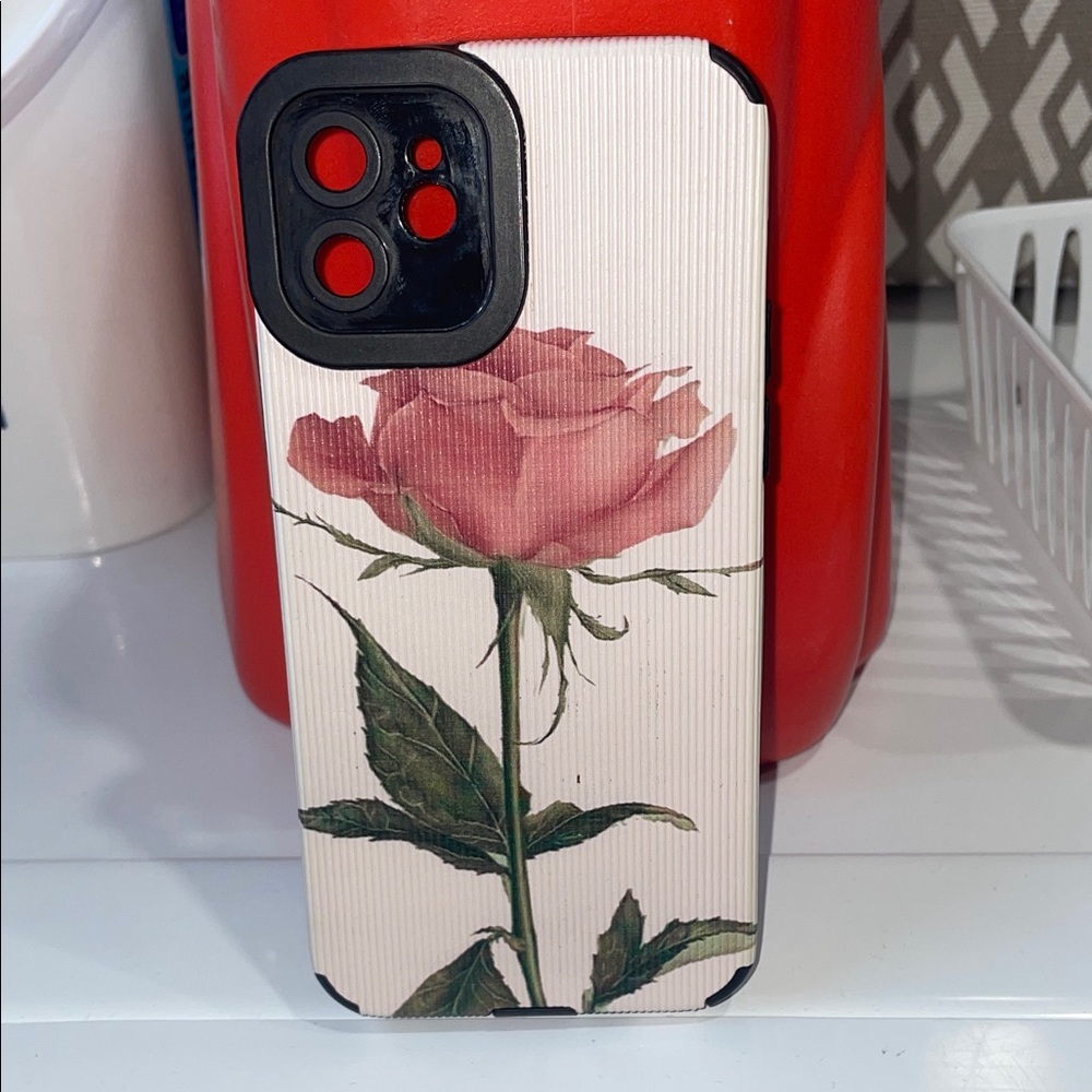 Elegant Rose Design Phone Case - Pink and Green